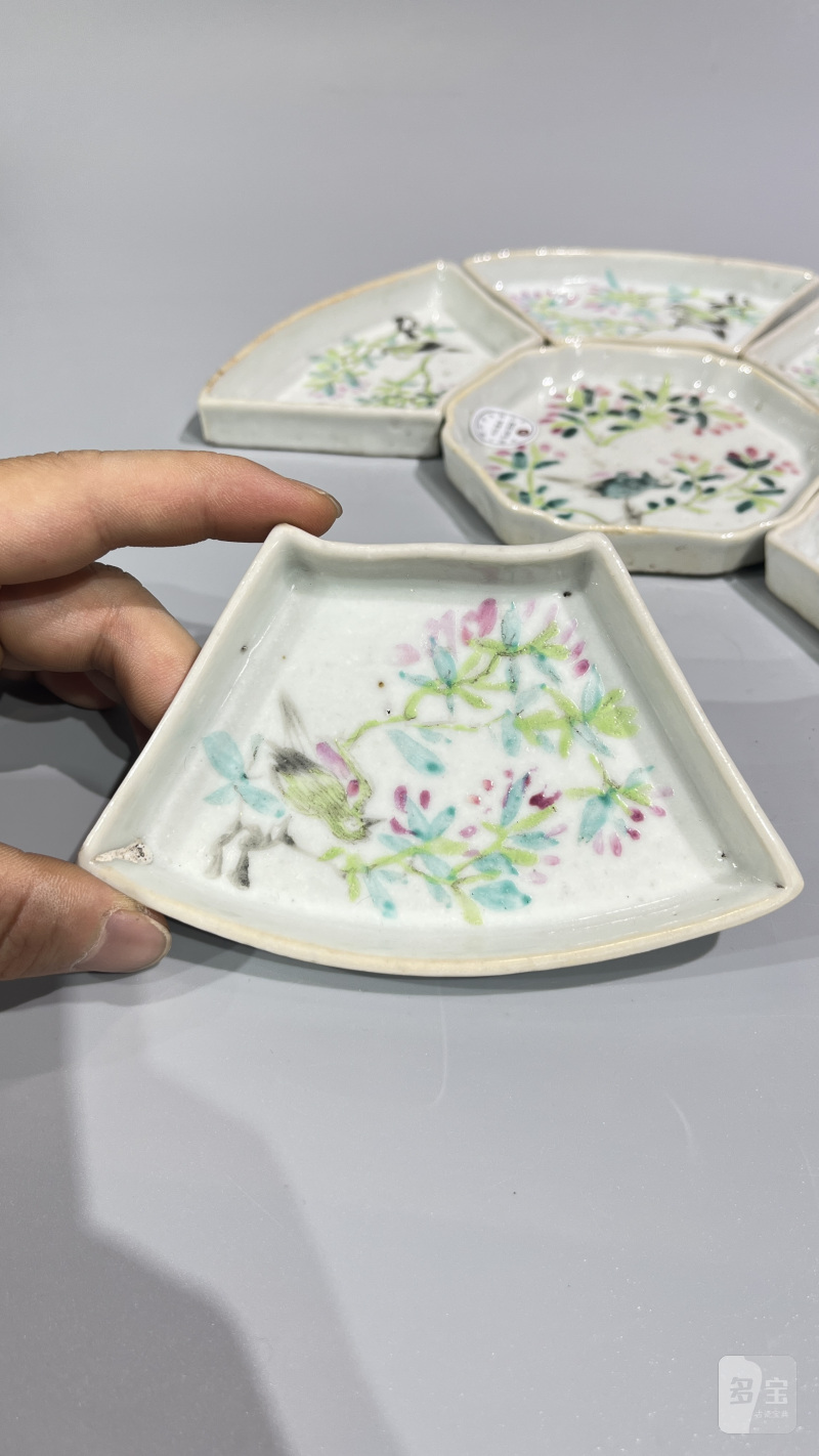 清光绪 浅绛彩花卉纹七子拼盘 - 图4